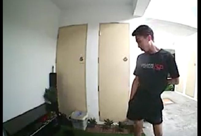 ‘BLOCKSHOPPER’ AT TAMPINES! ATTEMPTED TO STEAL SHOES!