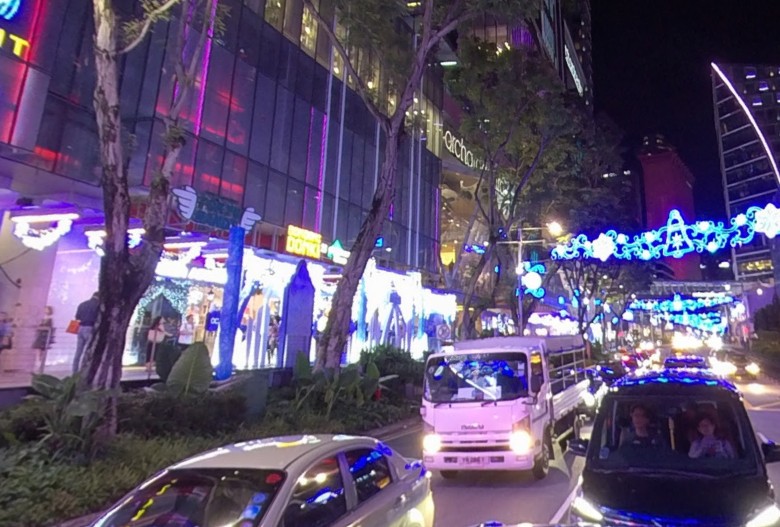 28 Y.O ARRESTED FOR OUTRAGE OF MODESTY @ ORCHARD RD