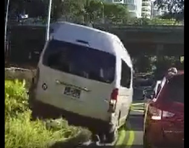 VAN CREATES NEW FILTER LANE! STUN LIKE VEGETABLE!