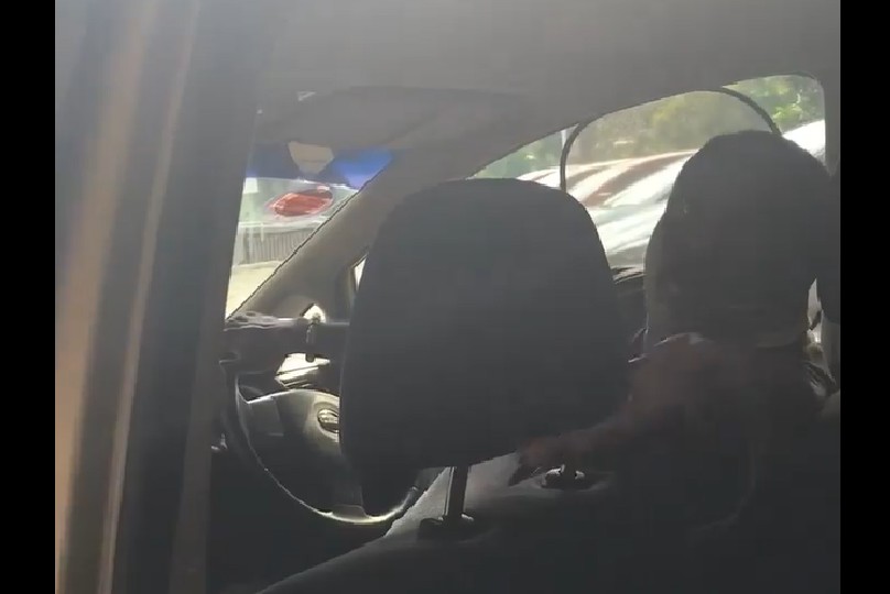 GOJEK DRIVER SHOUT AT CUSTOMER WITH WHEELCHAIR!