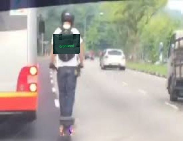 E-SCOOTER MENACE ALMOST KNOCK PEOPLE DOWN STILL SCOLD!