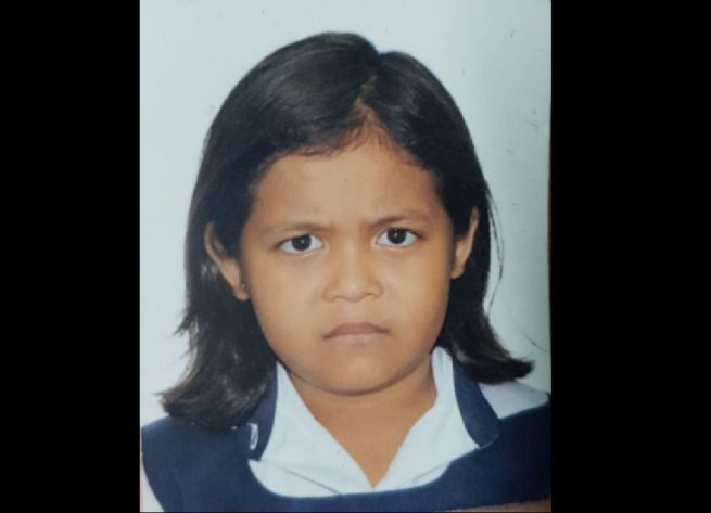 7 YEAR OLD GIRL MISSING. LAST SEEN NORTH BRIDGE RD! PLEASE HELP!