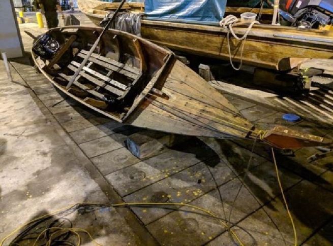 TWO YOUNG MALES ATTEMPTED ENTRY INTO SG WITH SAMPAN