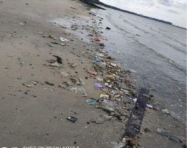 HI, THIS IS THE STANDARD OF PASIR RIS BEACH. YIKES!