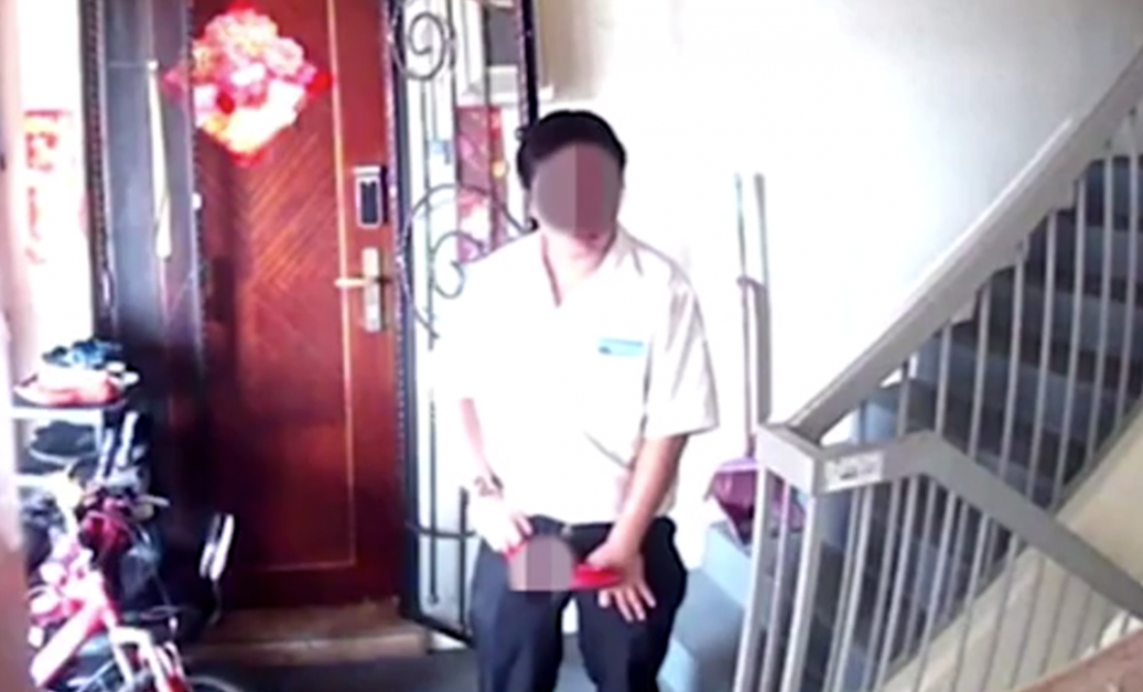 MAN FINED AFTER HE “PCC” WITH WOMAN SHOES @ AMK