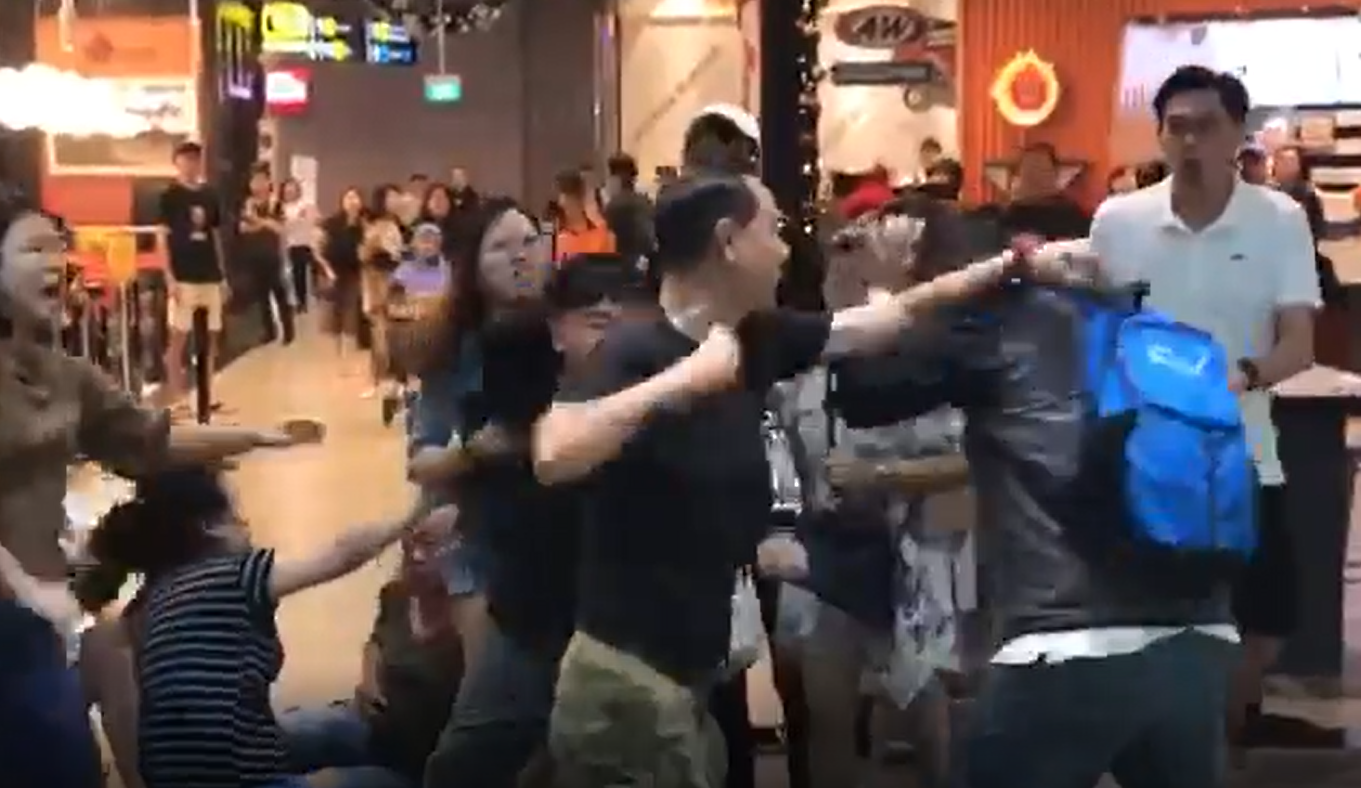 FIGHT AT CHANGI JEWEL OUTSIDE A&W FAST FOOD