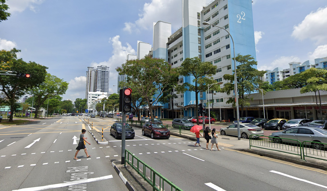 MAN ARRESTED AFTER PRETENDING AS POLICE TO STEAL MOBILE PHONES