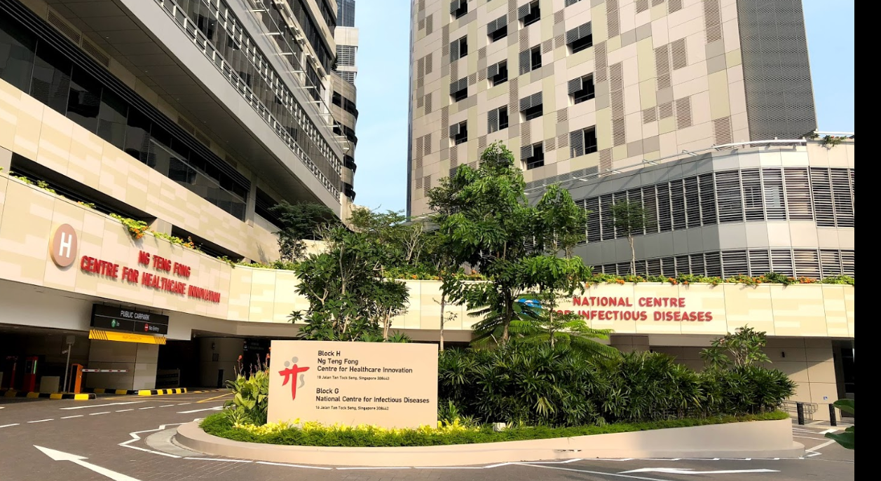 2 SINGAPORE CORONA VIRUS PATIENTS WORSENS, ONE IN CRITICAL CONDITION