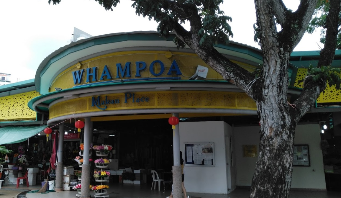 ANGRY MAN THREW BOILING HOT PORRIDGE AT WHAMPOA DRIVE HAWKER, BECAUSE EGG NOT COOK