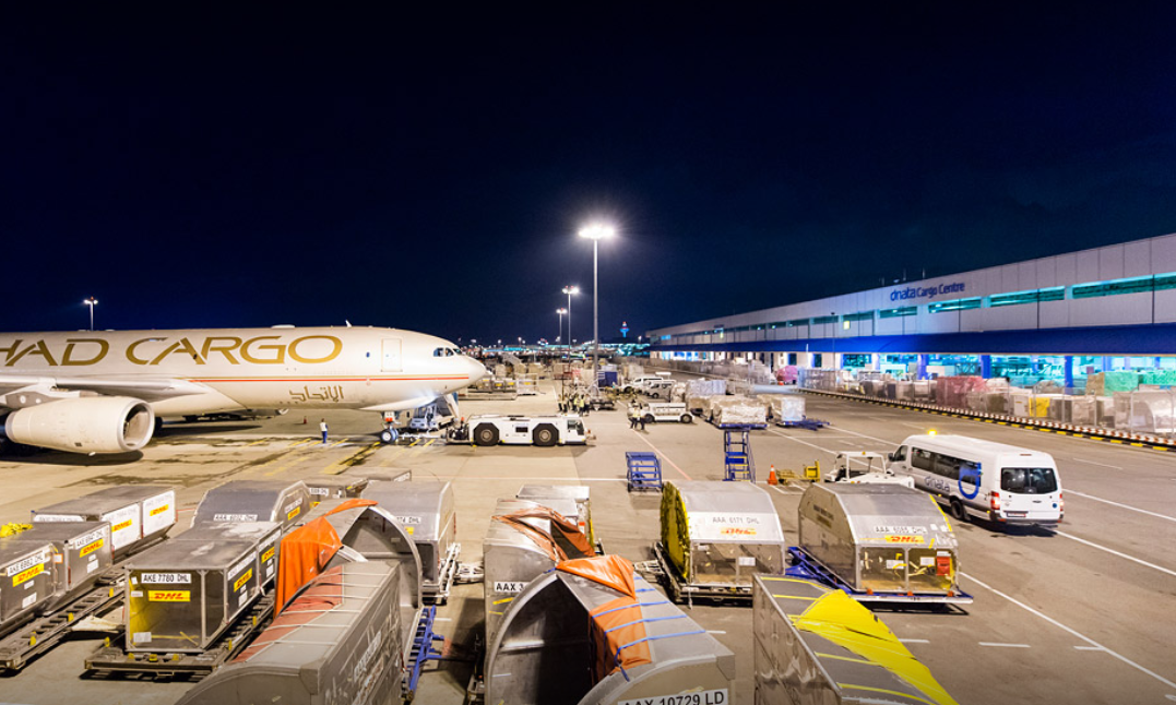 CONFIRMED CASE GONE TO WORK AT DNATA CARGO, CHANGI BEFORE HOSPITALIZATION