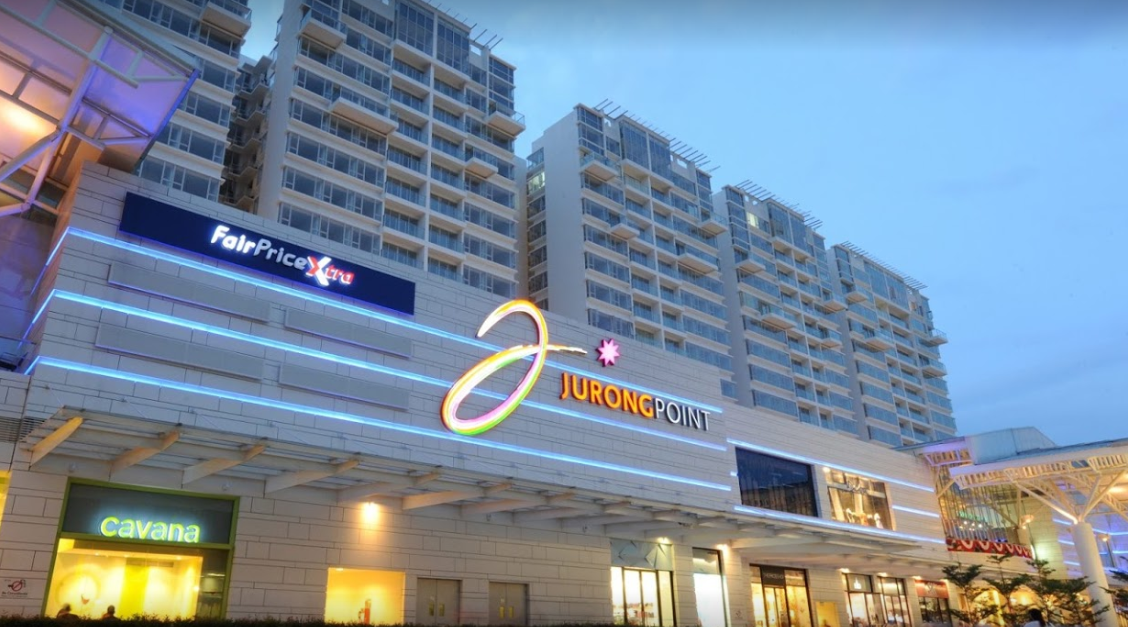 CONFIRM CASE AT JURONG POINT STAFF AT CASHBOX INFECTED WITH CORONAVIRUS