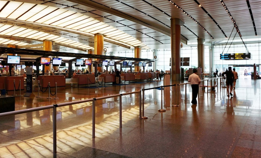 SHORT TERM VISITORS NOT ALLOWED TO ENTER SG AFTER TONIGHT 2359 HRS