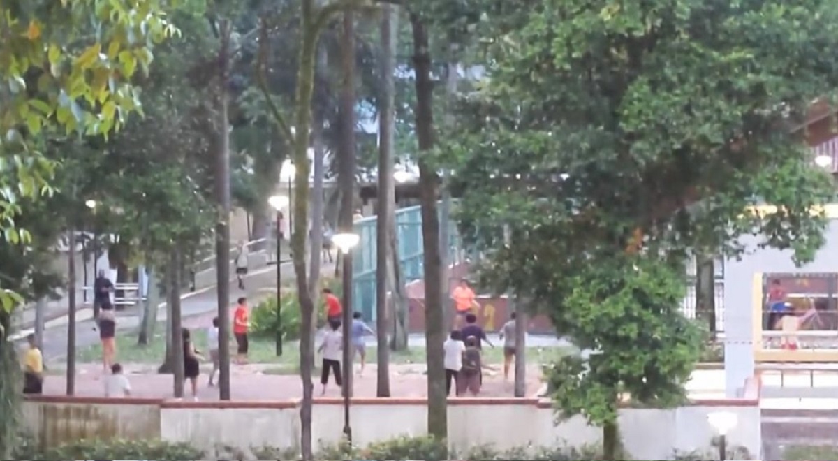 AUTHORITIES TAKE ACTION AGAINST 13 PPL EXERCISING TOGETHER