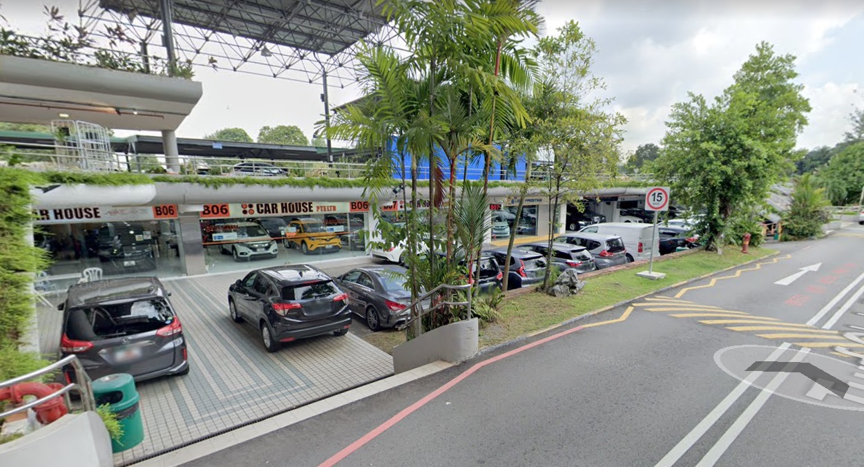 LAWYER LOSES CASE AGAINST CAR DEALER DUE TO INSUFFICIENT EVIDENCE