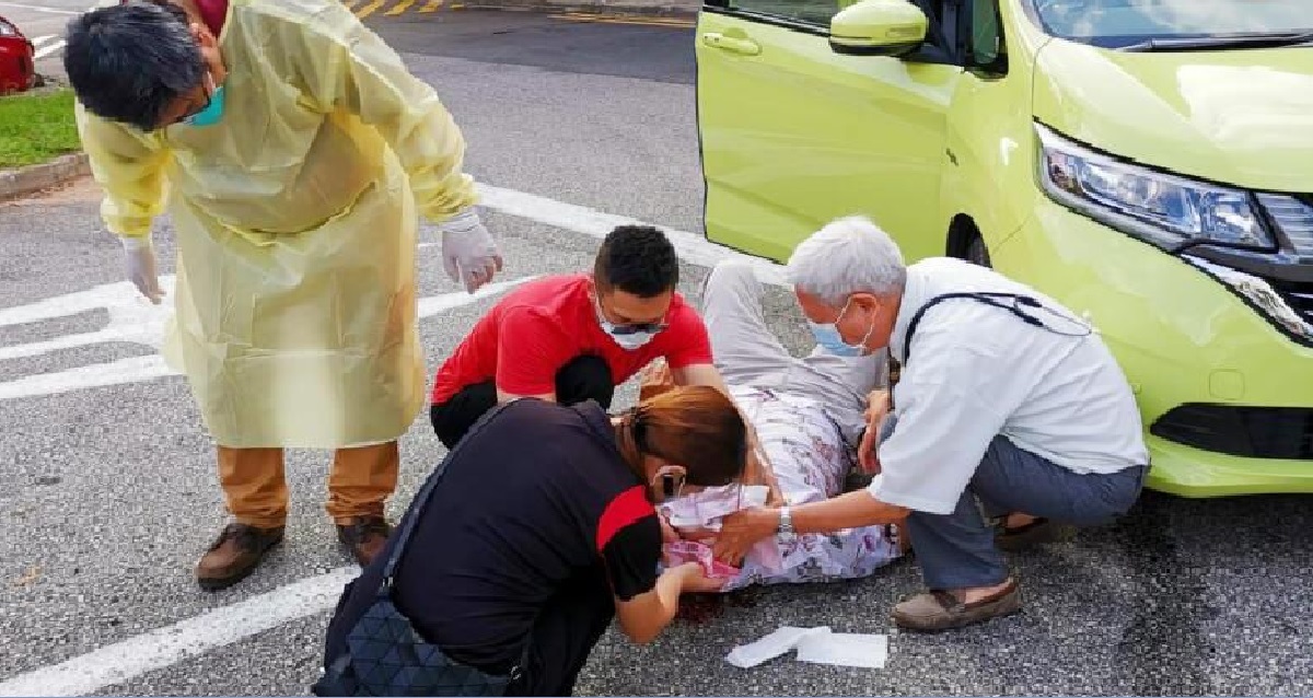 ELDERLY MAN BLEEDING FROM HEAD AFTER GETTING HIT BY CAR