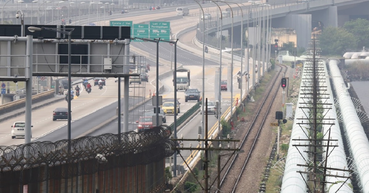 M’SIA PROPOSES CLEARING CUSTOMS JUST ONCE @ JB-S’PORE CAUSEWAY TO EASE CONGESTION