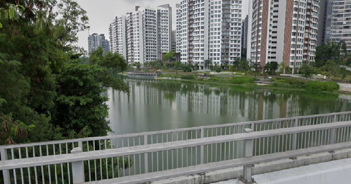 MAN DROWNED WHILE SWIMMING IN SERANGOON CANAL WITH HIS FRIENDS