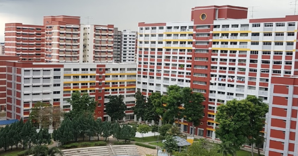 MAID ALLEGEDLY FALLS TO HER DEATH FROM 6TH FLOOR WHILE CLEANING WINDOWS