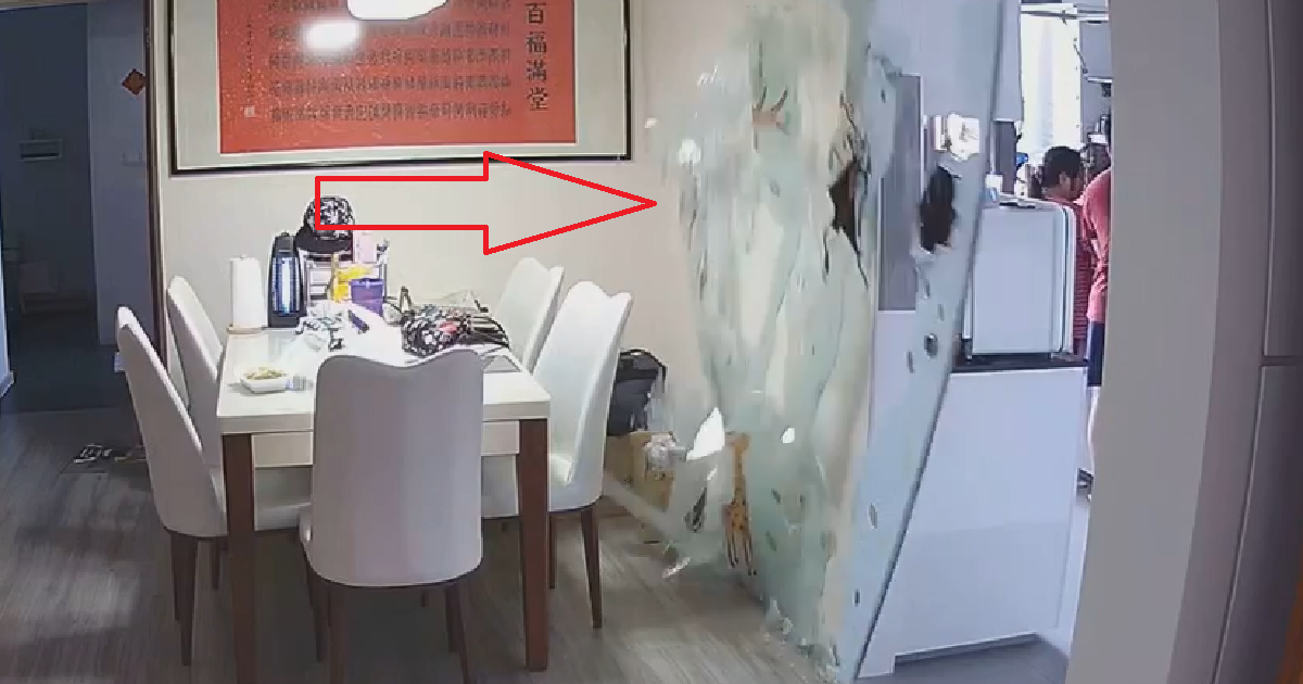 GLASS DOOR EXPLODES & SHATTER BUT CONTRACTOR DARE SAY TEMPER GLASS WON