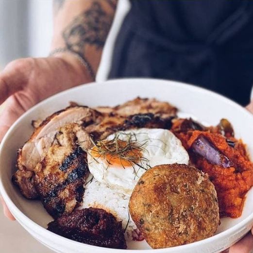 CAFE SELLING THEIR NASI PADANG, SAYS IT COMES "WITHOUT THE NASTIES"