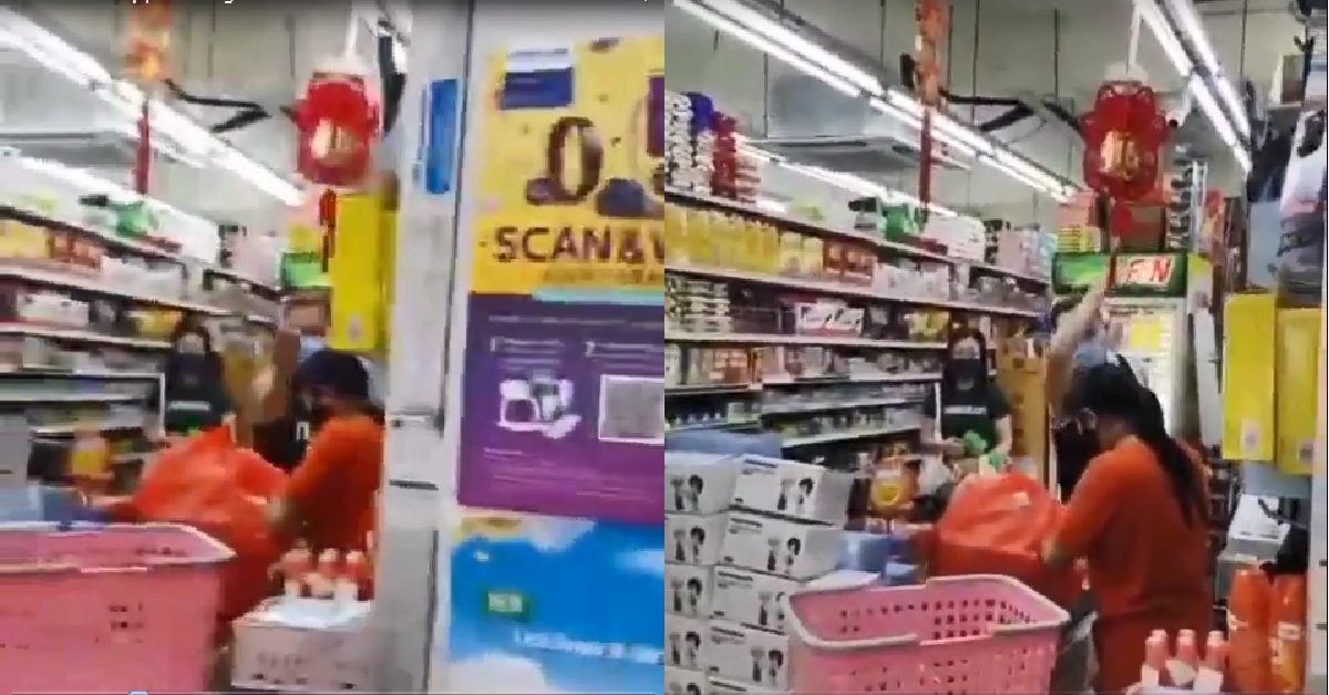 UNCLE POINTS MIDDLE FINGER AND  SHOUTS “F*** OFF INDIA LA DON’T COME HERE”