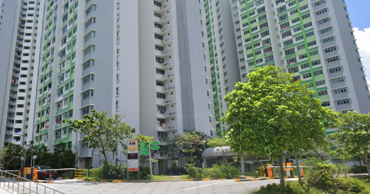 AH LONGS STRIKE AGAIN! $1,000 WORTH OF FOOD DELIVERIES ALLEGEDLY SENT TO HDB UNIT