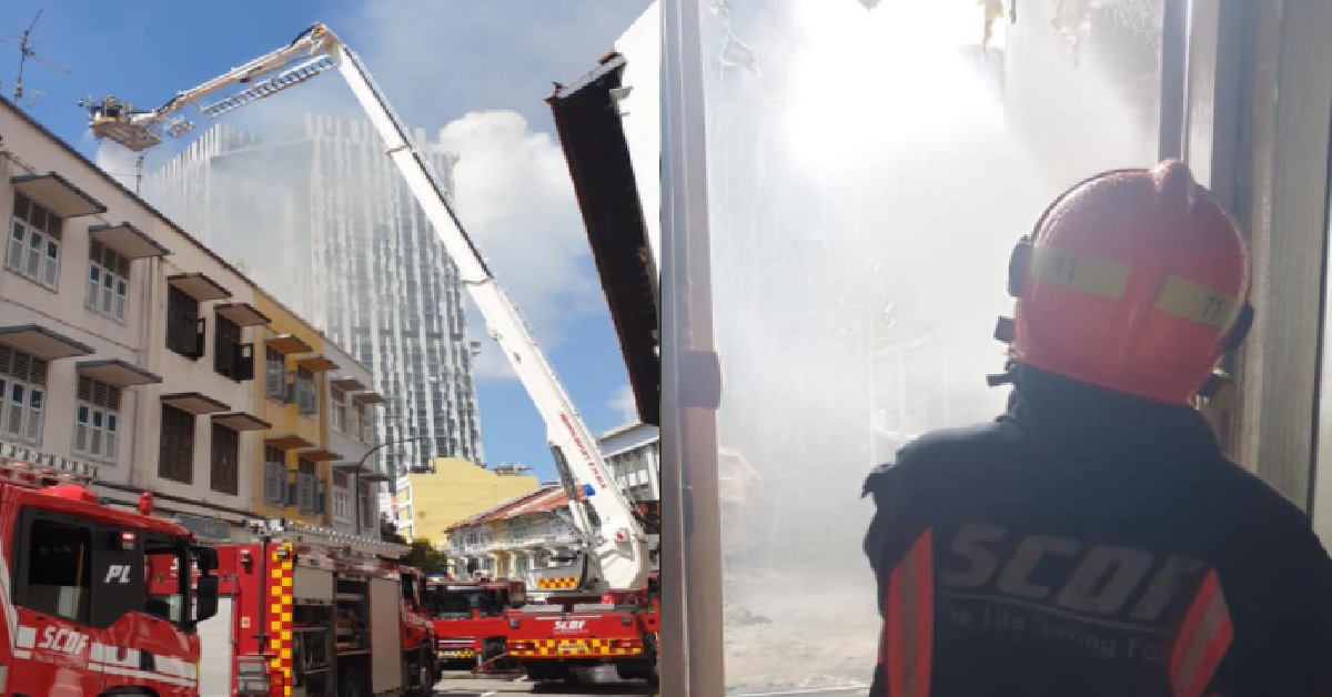 FIRE BROKE OUT AT SHOPHOUSE, CEILING COLLAPSES ONTO 2 FIREFIGHTERS