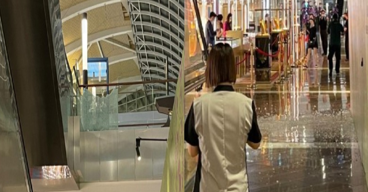 GLASS PANEL SHATTER AT MBS ALMOST HIT SHOPPERS