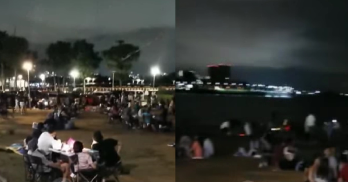 LARGE GROUPS OF PEOPLE HAVING PICNIC PARTY @ MARINA BARRAGE
