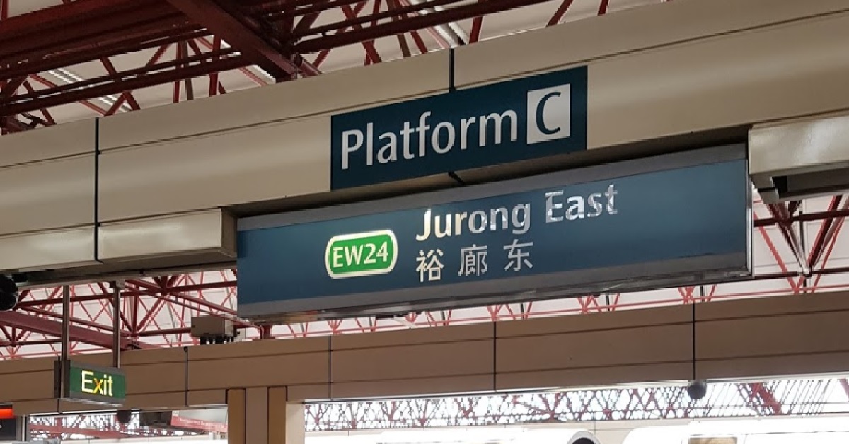 MAN ARRESTED AFTER CLIMBING ON TO JURONG EAST TRAIN TRACK