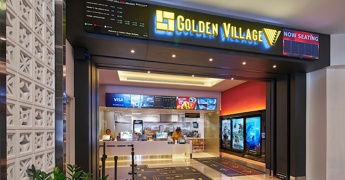 MAN COMPLAINS THAT GOLDEN VILLAGE FORBIDS UNVACCINATED TO SNACK IN CINEMA