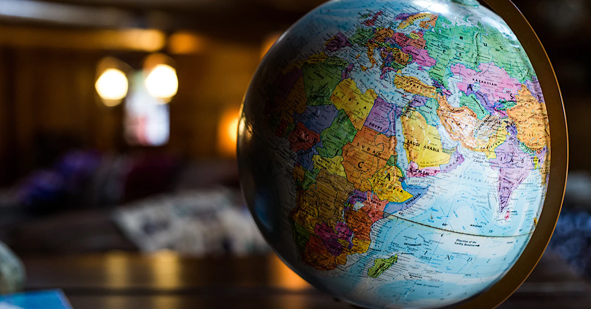 GUY CLAIMS HE IS FATHER OF MANY NATIONS BUT NOW HE ONE PEOPLE ONE NATION