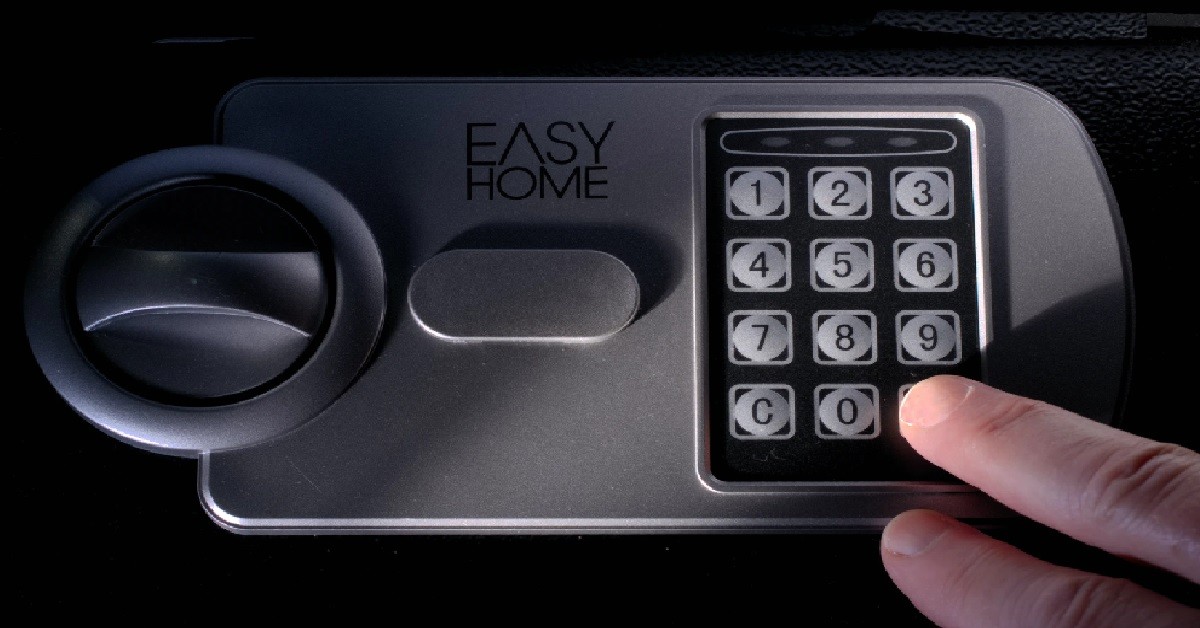 MAID TRY TRY LUCK, GUESS CORRECTLY EMPLOYER’S SAFE PASSWORD, STOLE $8K