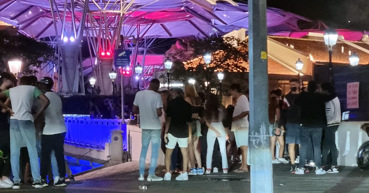CLARK QUAY CROWDED AGAIN AFTER DINE-IN ALLOWED, NO SOCIAL DISTANCE