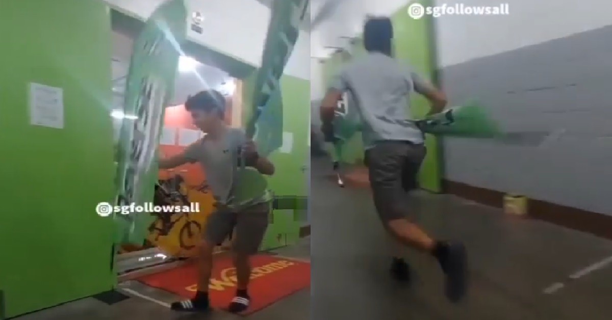 YP STEAL BIKE SHOP FLAG BANNER AND RUN AWAY, SHOW OFF ON TIKTOK