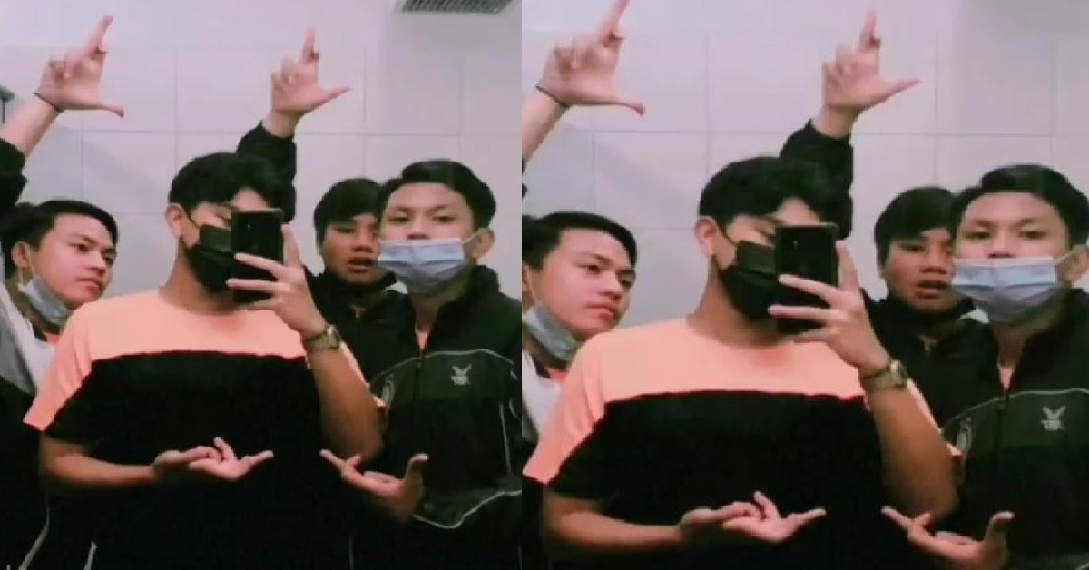 YPS FLASH GANG SIGNS INSIDE TOILET TO PLEDGE LOYALTY TO GANG