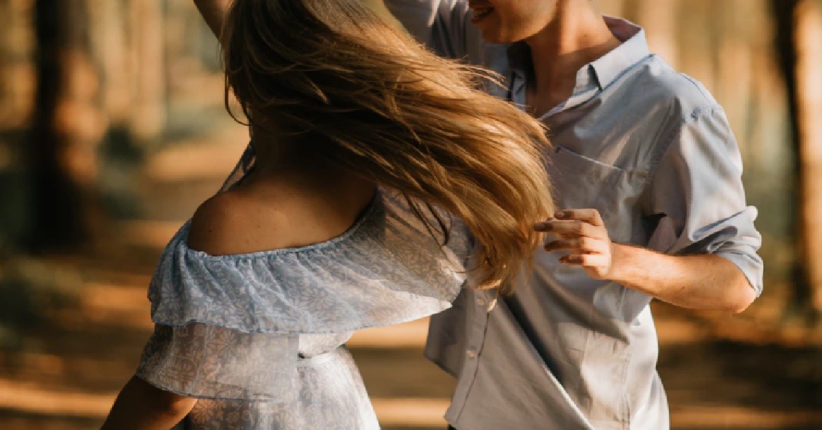 XMM NOT HAPPY BECAUSE BF LIE TO PEOPLE THAT THEY “JUST FRIENDS”