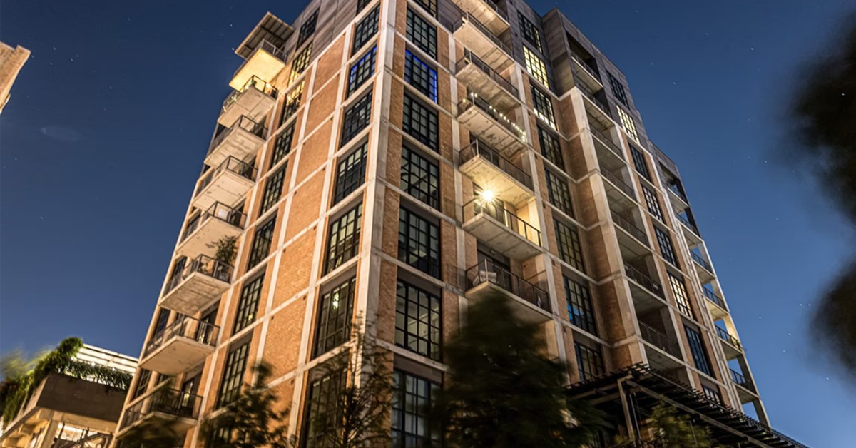 MAN CHOOSE HDB WORRIED ABOUT LOANS, GF DIE DIE WANT CONDO