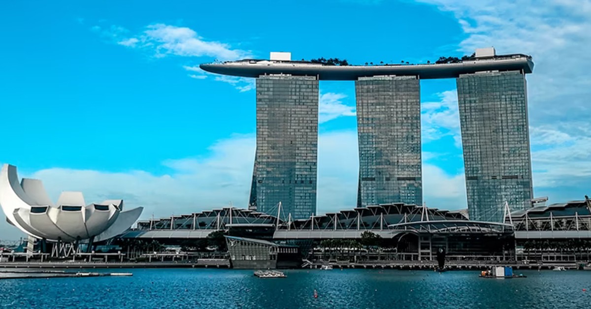 935 CASES IN S’PORE, CHINATOWN COMPLEX CLUSTER GROWS TO 256 CASES