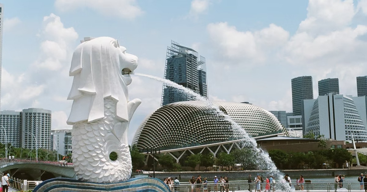 917 CASES IN SG, 2 ELDERLY MEN DIED FROM COMPLICATIONS