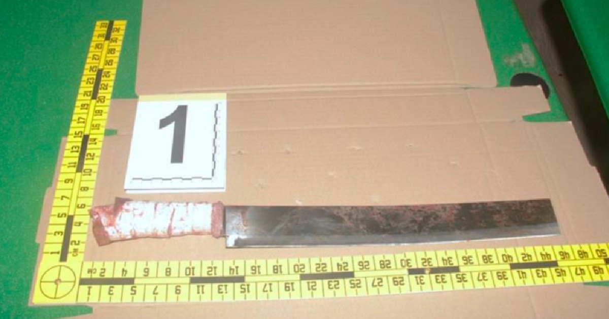 MAN KENA SLASHED WITH PARANG @ YISHUN, 39 Y.O MAN & 49 Y.O WOMAN ARRESTED