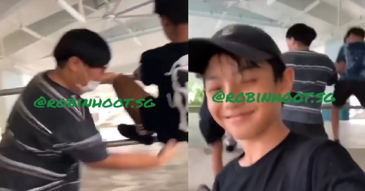 YP XIAO DIDIS GATHER IN GROUP OF 4 TO TWERK AND SLAP BACKSIDE