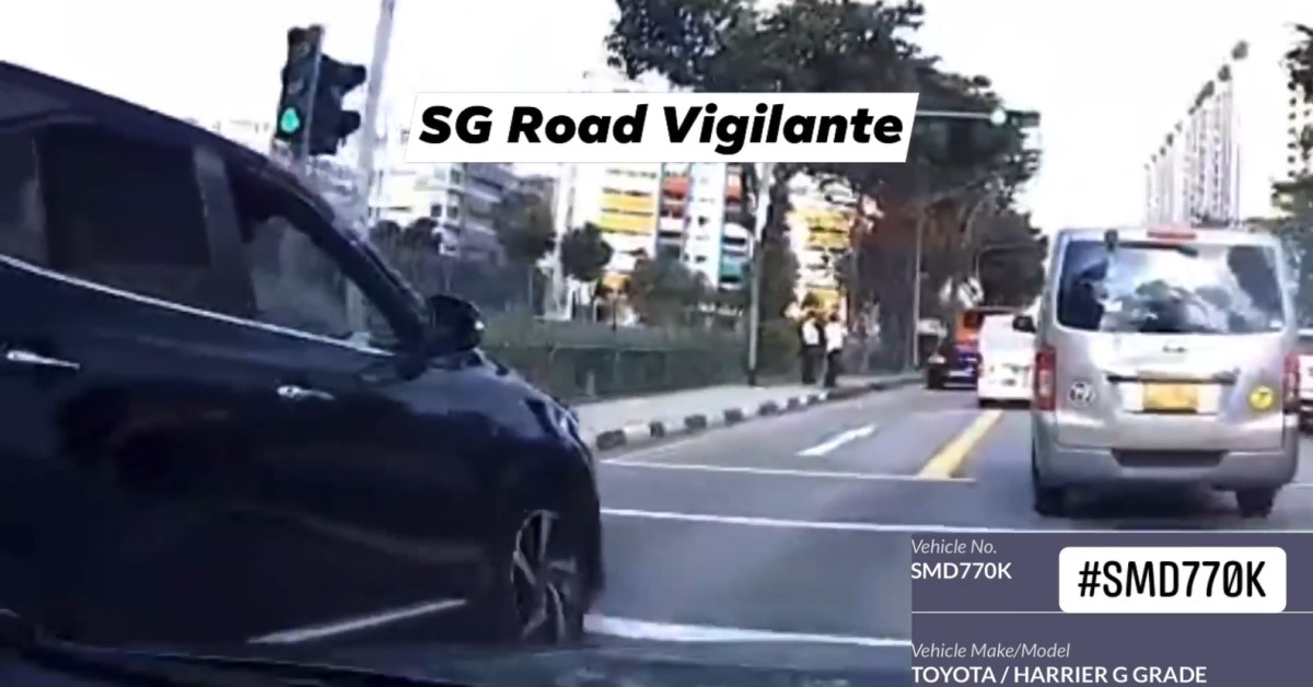 DRIVER SWERVED OUT FROM BUS LANE AFTER SEEING LTA OFFICER AT SIDE OF ROAD