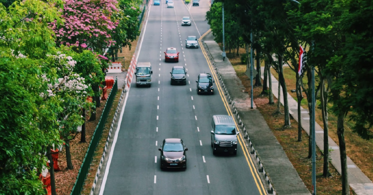 MAN TELL YOUNGSTER DON’T BUY CAR, COE TOO HIGH “BUY PROPERTY & MAKE MONEY”