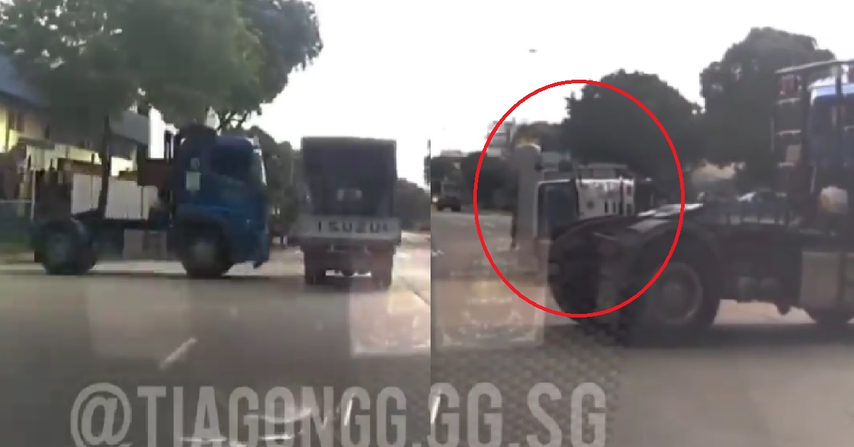 HORRIFIC ACCIDENT BETWEEN HEAVY VEHICLES @ KIAN TECK AVE, LORRY FLIPPED ONTO SIDE