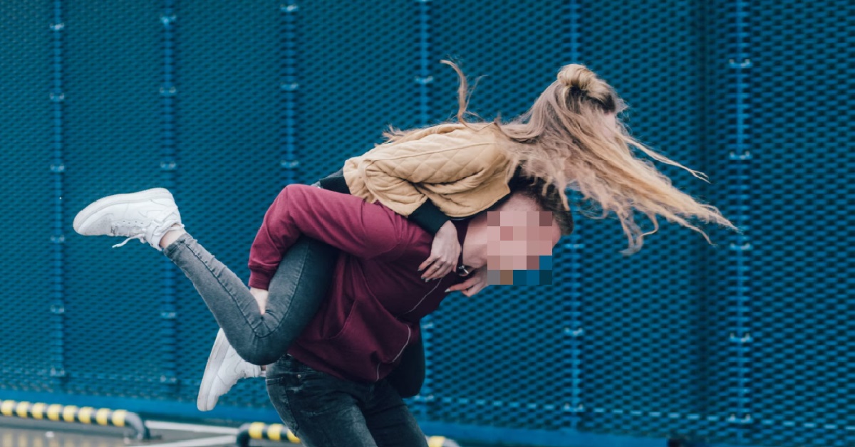 GIRL HITS BF FOR FUN, SAYS “GUYS SHOULD BE ABLE TO TAKE IT” THEN CALLS HIM SENSITIVE