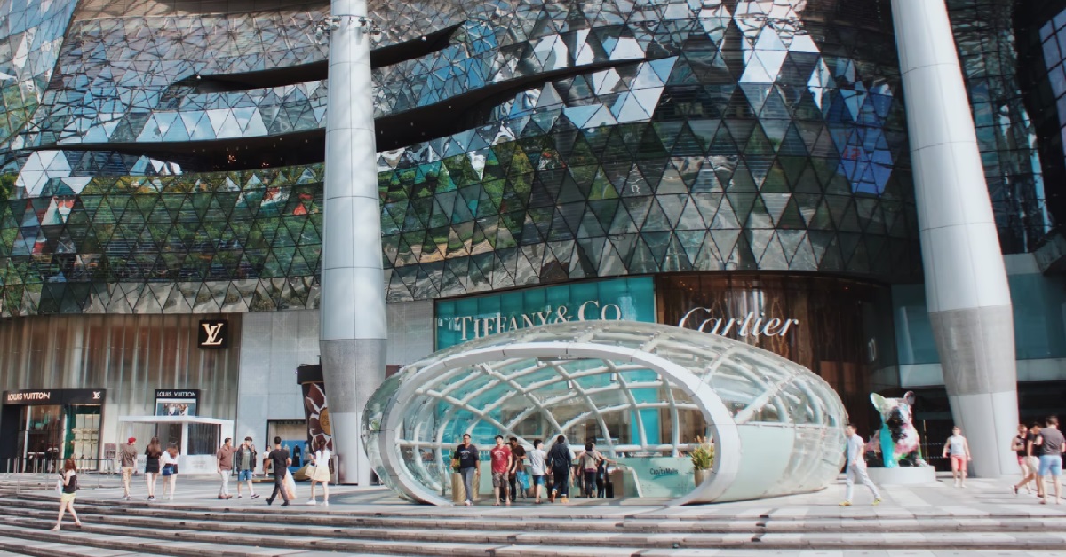 WOMAN SAYS MEN IN S’PORE ARE “DISAPPOINTING”, CAN’T FIND “NORMAL” BF