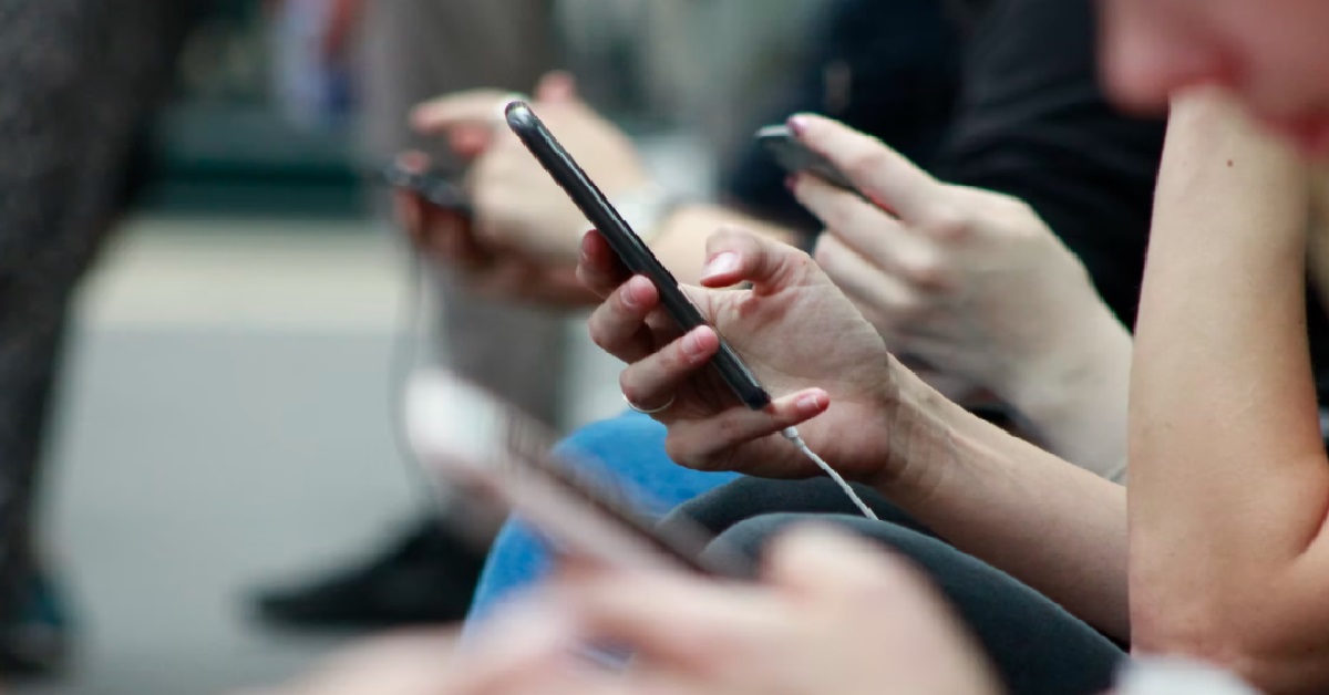 $760K LOST TO DELIVERY-RELATED PHISHING SCAMS BY OVER 300 VICTIMS