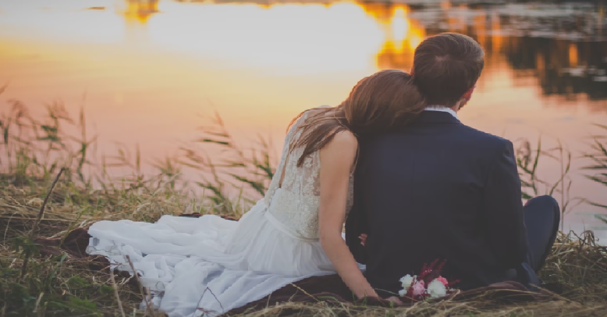 MAN INTERESTED IN MARRIED WOMAN, WANT TO “COMPETE” WITH HER HUSBAND