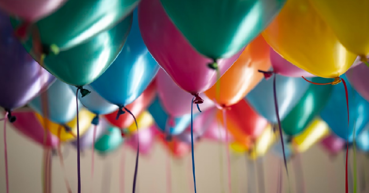 WOMAN DOESN’T WANT TO INVITE STEPDAUGHTER TO HER SISTER’S BDAY